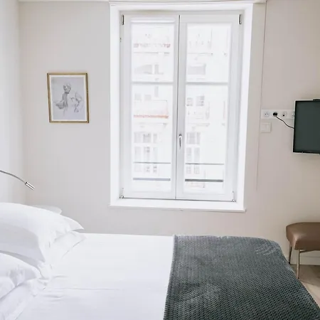 Les De Catherine, La 35 アパート *