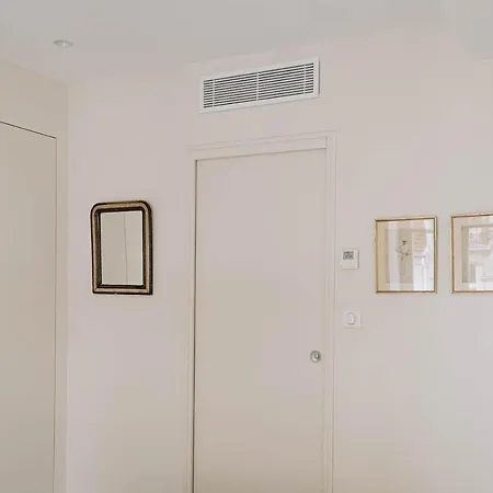 Les De Catherine, La 35 アパート *