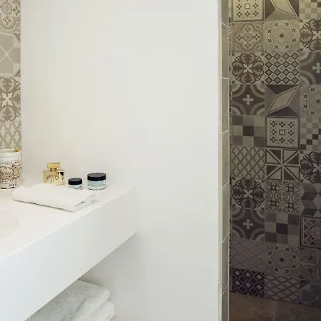 Les De Catherine, La 35 アパート