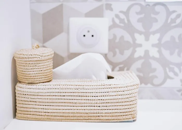 Les De Catherine, La 35